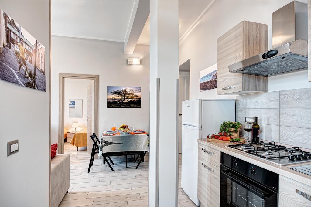 Giggino'S Flat - Live Like A Local Apartment เนเปิลส์ ภายนอก รูปภาพ