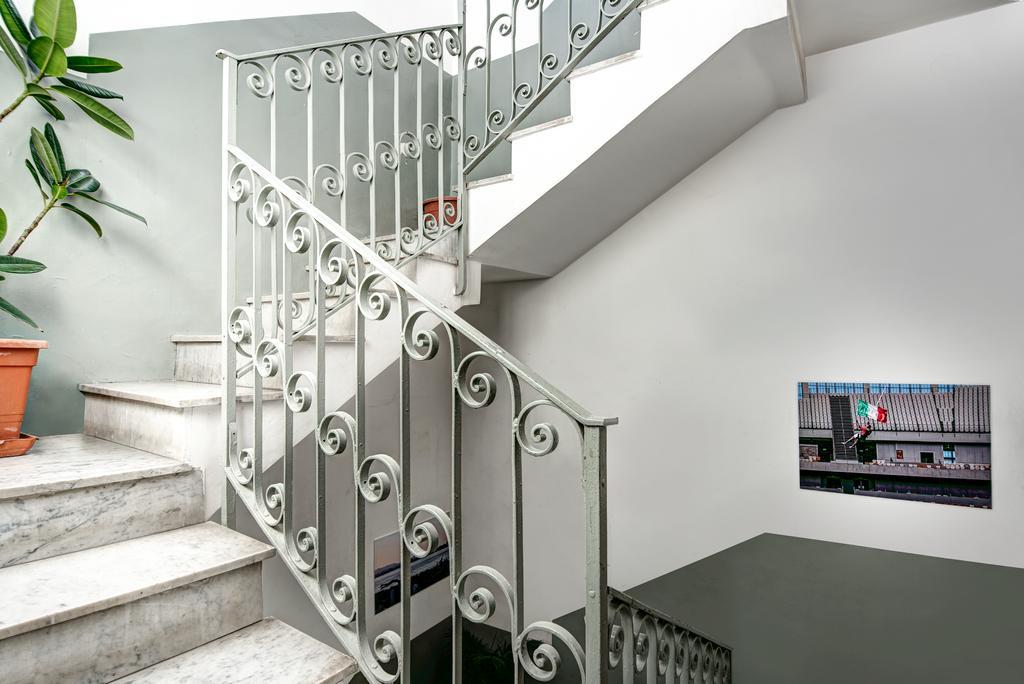 Giggino'S Flat - Live Like A Local Apartment เนเปิลส์ ภายนอก รูปภาพ